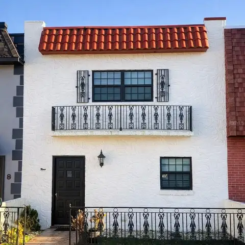 625 N HALIFAX AVE #9 — home for sale