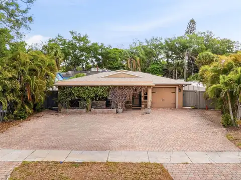 2121 PARK ST N — home for sale