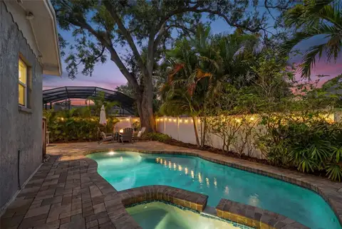 4202 W PALMIRA AVE — home for sale